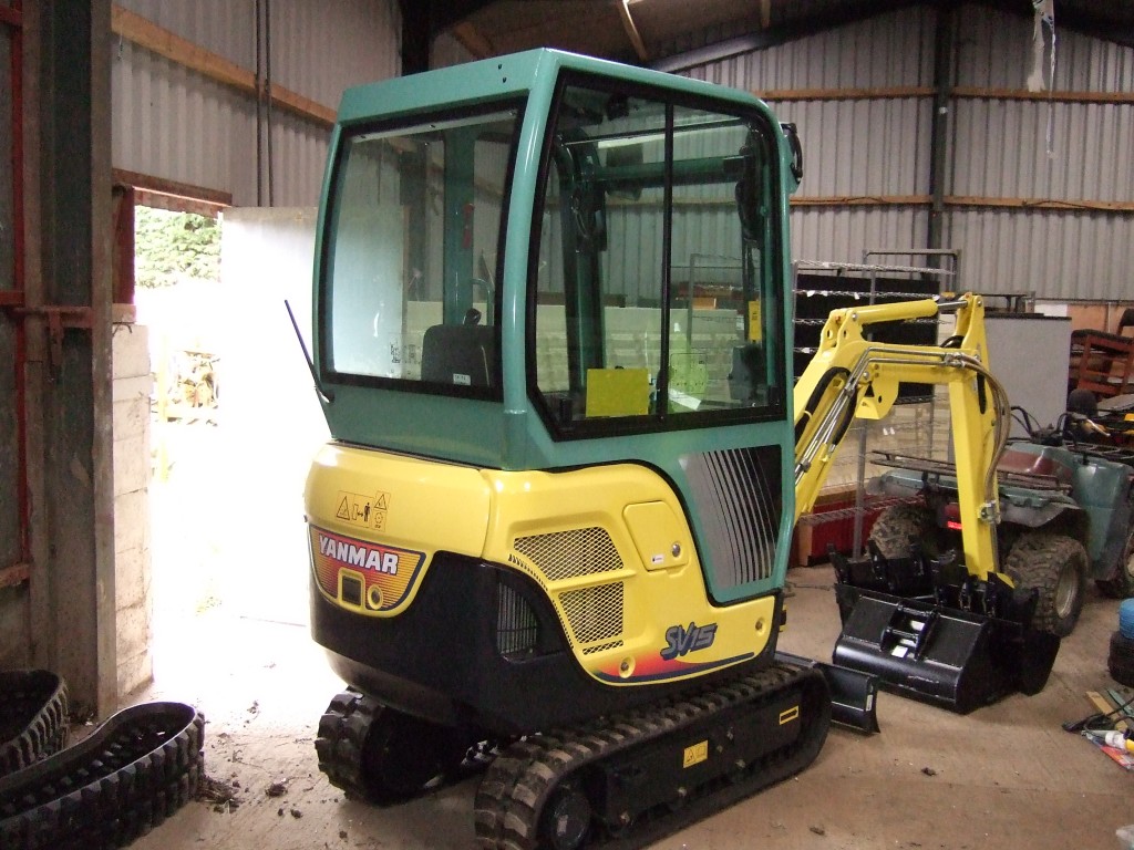 new yanmar 1.5t excavator 001